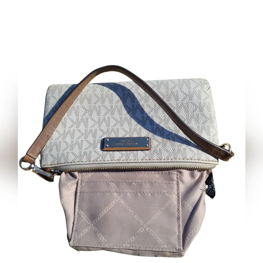MICHAEL KORS WRISTLET, white with logo